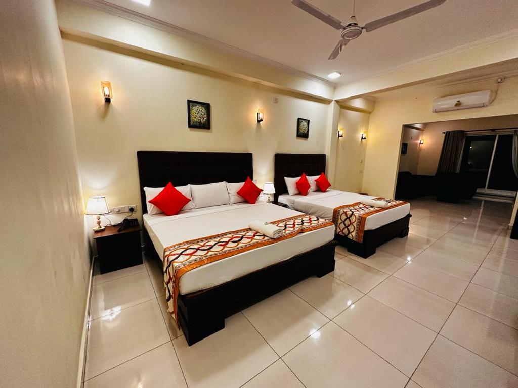 Hotel Northway Vavuniya Quarto foto